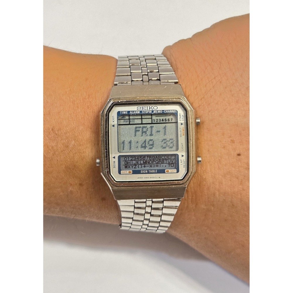 Rare Vintage Seiko Sign Table D409-5009 Men's Digital Sports Watch 1980s